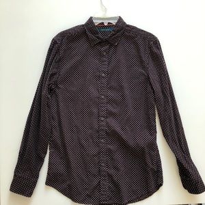 Perry Ellis Button down